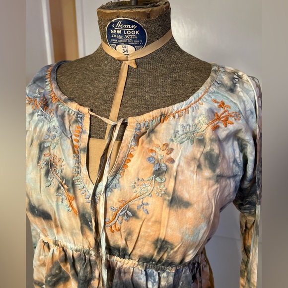 Lucky Brand XS Tie-dye Embroidered Long Sleeve Top - Picture 5 of 6